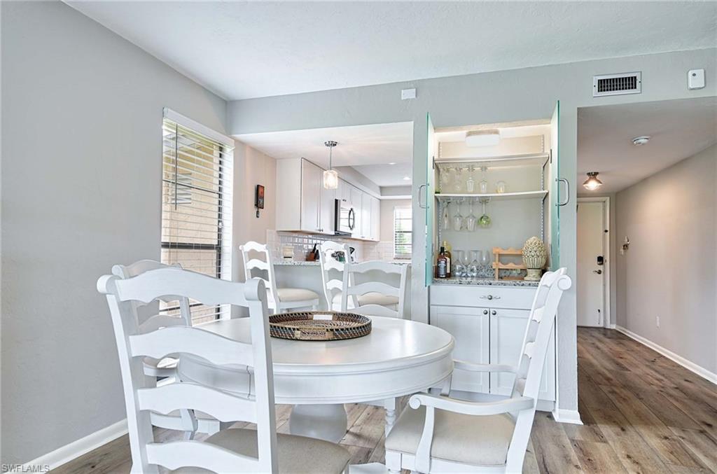 FOUNTAINS II - Residential