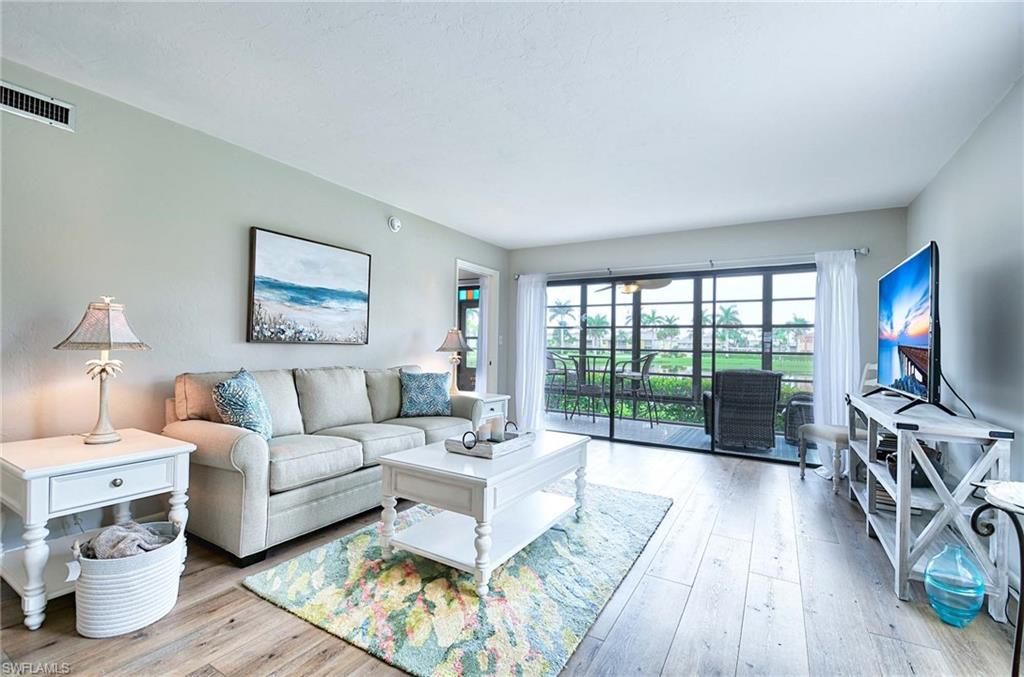 FOUNTAINS II - Residential