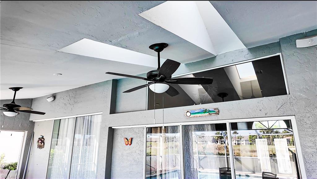 KELLY GREENS - Residential