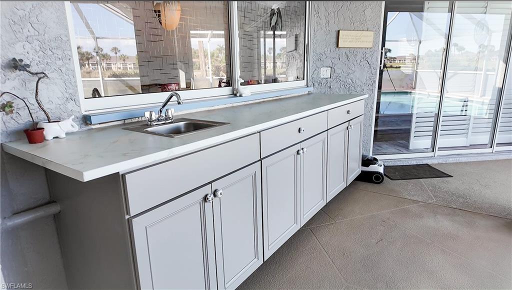 KELLY GREENS - Residential