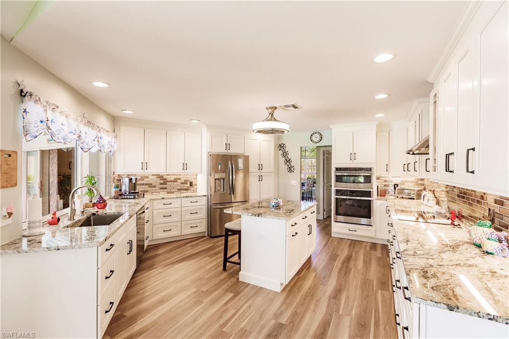 KELLY GREENS - Residential