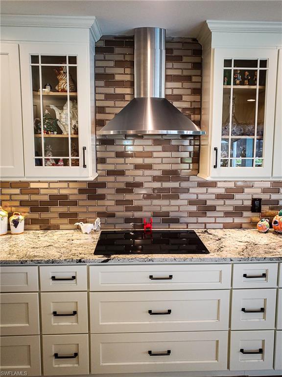 KELLY GREENS - Residential