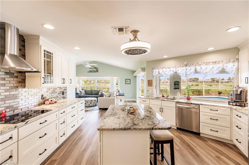 KELLY GREENS - Residential