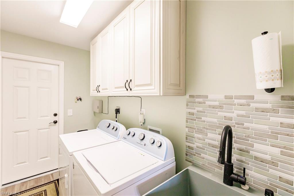 KELLY GREENS - Residential