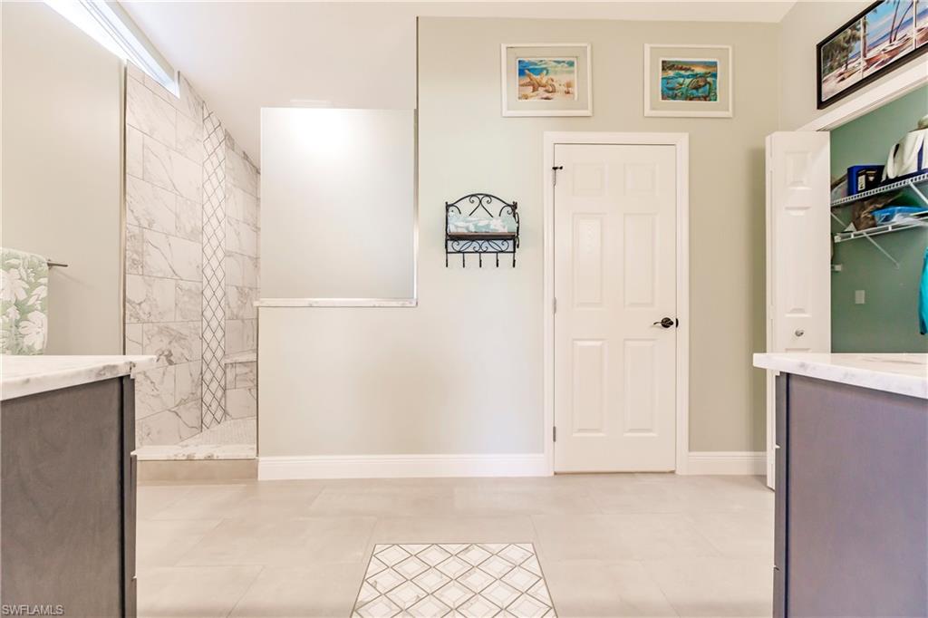 KELLY GREENS - Residential