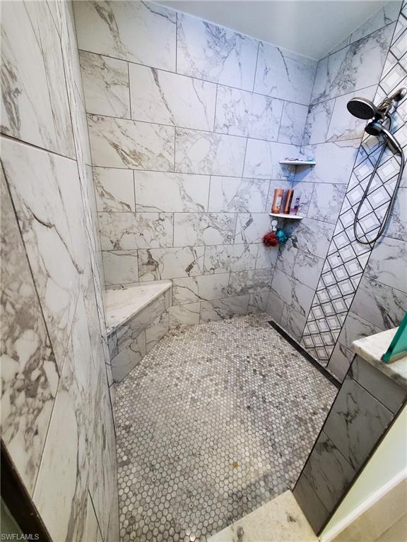 KELLY GREENS - Residential