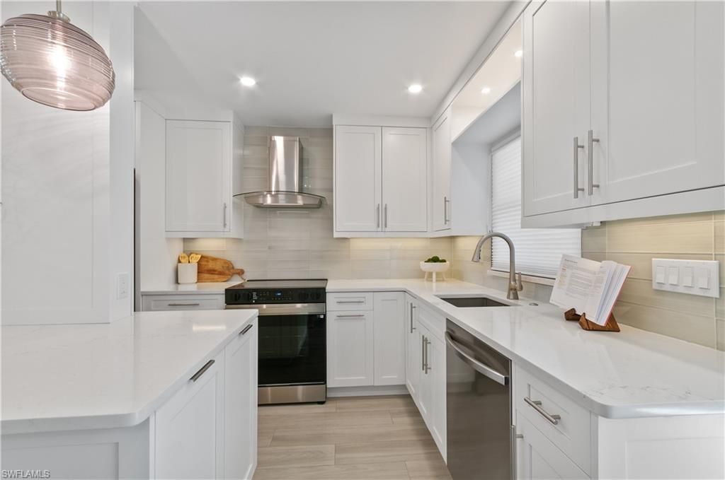 Photo of 658 Broad AVE S #J658, NAPLES, FL 34102 (MLS # 226015044)