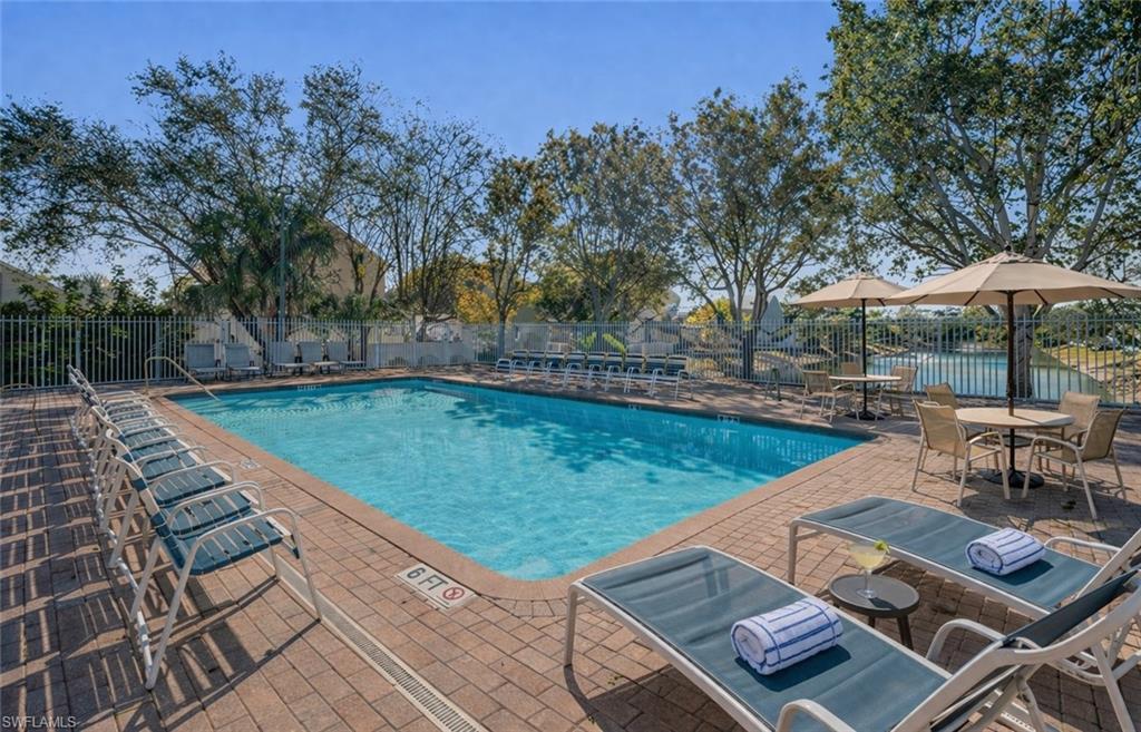 LEAWOOD LAKES - Residential