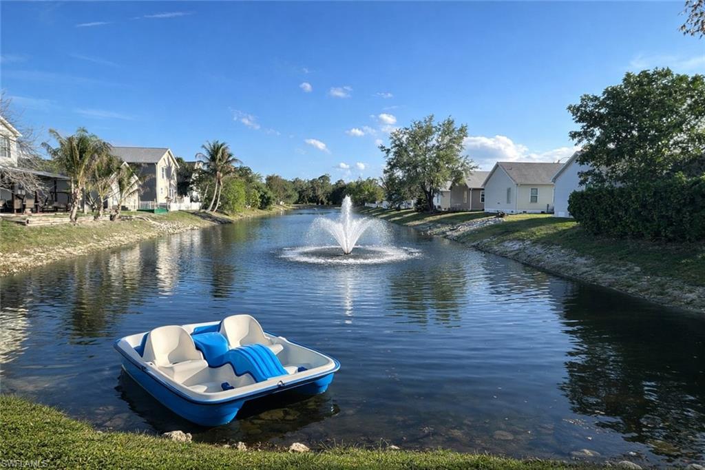 LEAWOOD LAKES - Residential