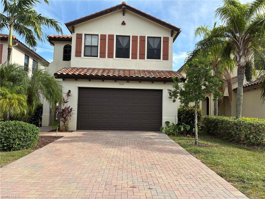 LIVE WHERE THE FUN NEVER ENDS! 3 BEDRROM ,3 BATH ,2 CAR GARAGE,WATER VIEW STAINLESS APPLIANCES/ETC.LOCATED IN A VIBRANT COMMUNITY FILLED WITH ENTERTAIMENT AND LIFESTYLE AMENITIES IN AVE MARIA .
AVAILABLE NOW - FALL IN LOVE WITH YOUR NEW HOME