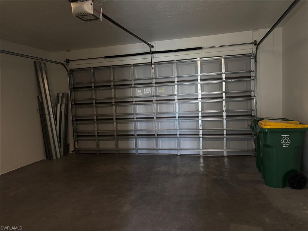 COQUINA AT MAPLE RIDGE - Residential Lease