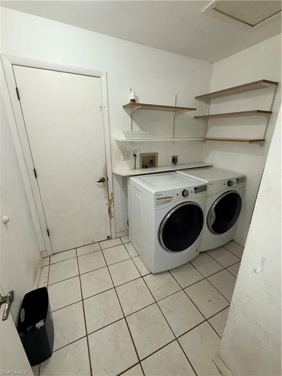 SAN CARLOS PARK - Residential