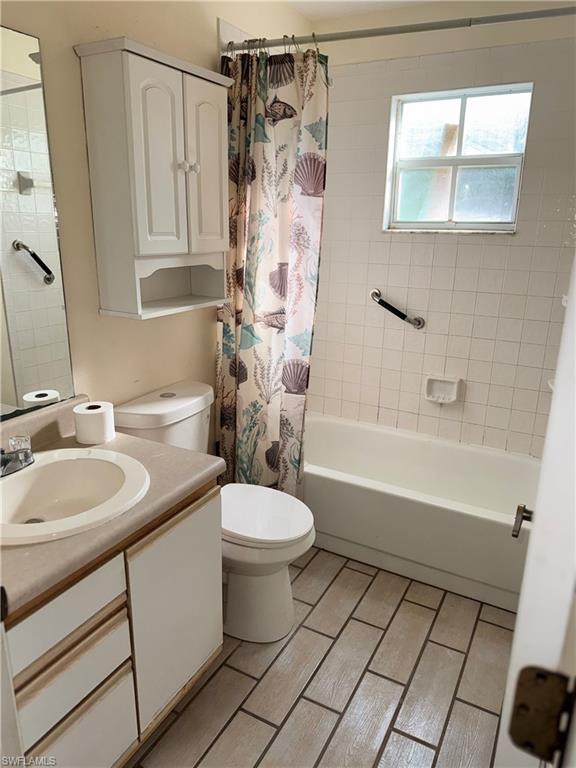 SAN CARLOS PARK - Residential