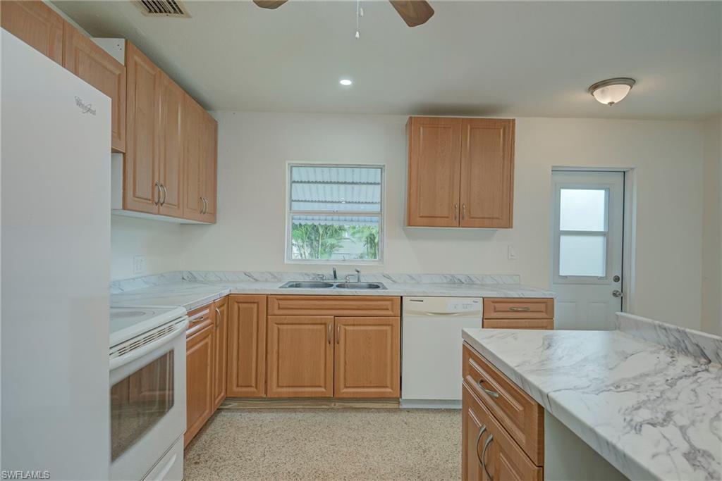 ALABAMA GROVE TERRACE - Residential