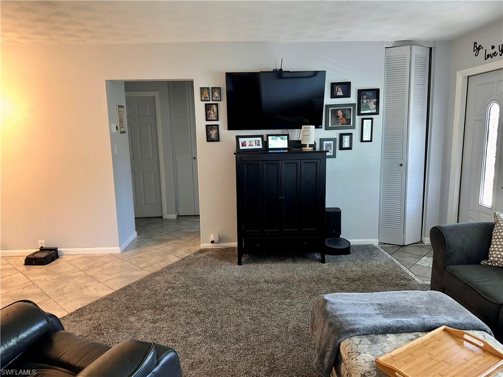 SUBURBAN PARK - Residential