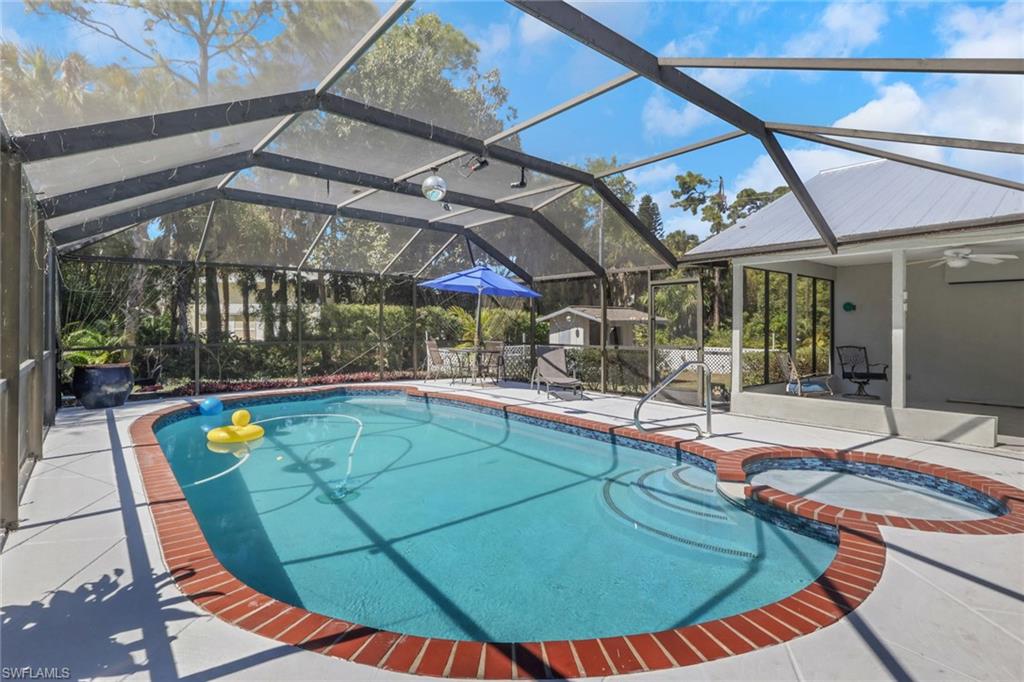 BROOKSIDE - Residential