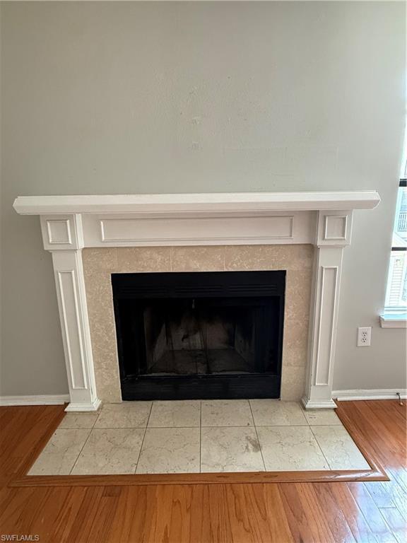 HYDE PARK CONDOMINIUM - Residential