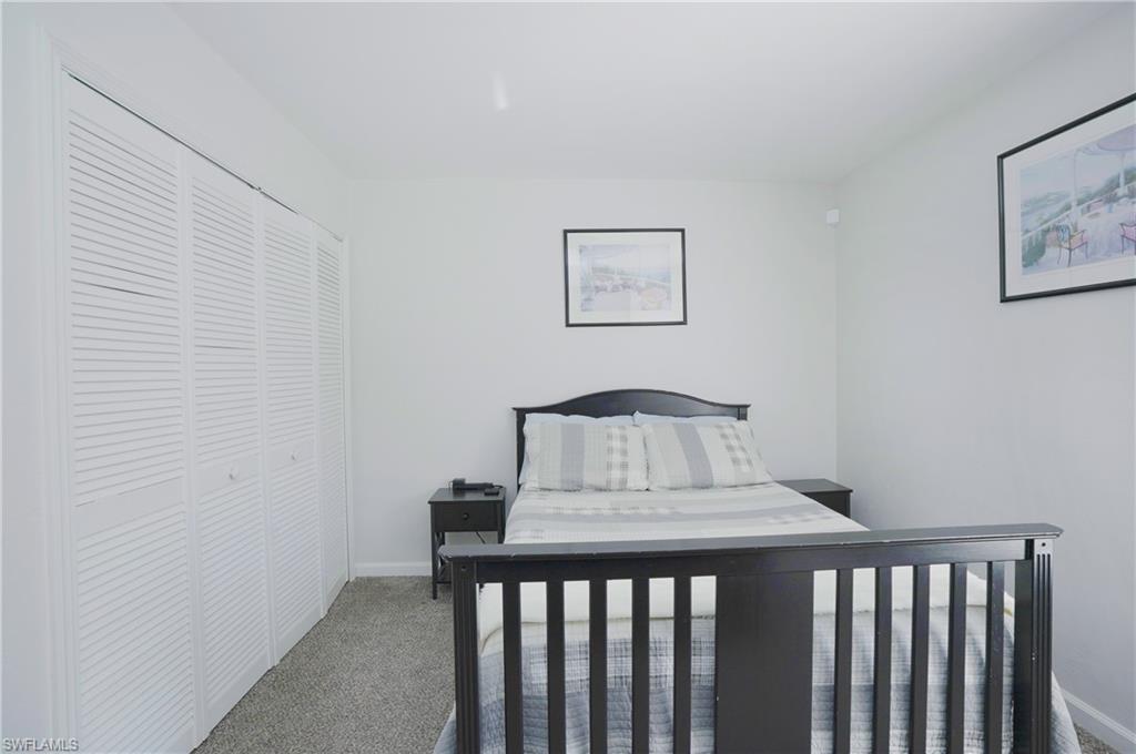 COUNTRY OAKS - Residential