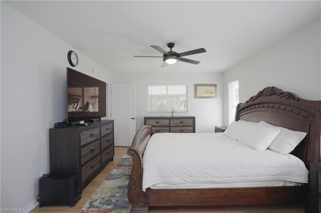 COUNTRY OAKS - Residential