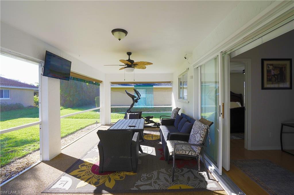 COUNTRY OAKS - Residential