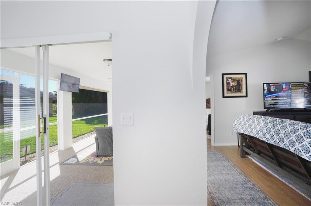 COUNTRY OAKS - Residential