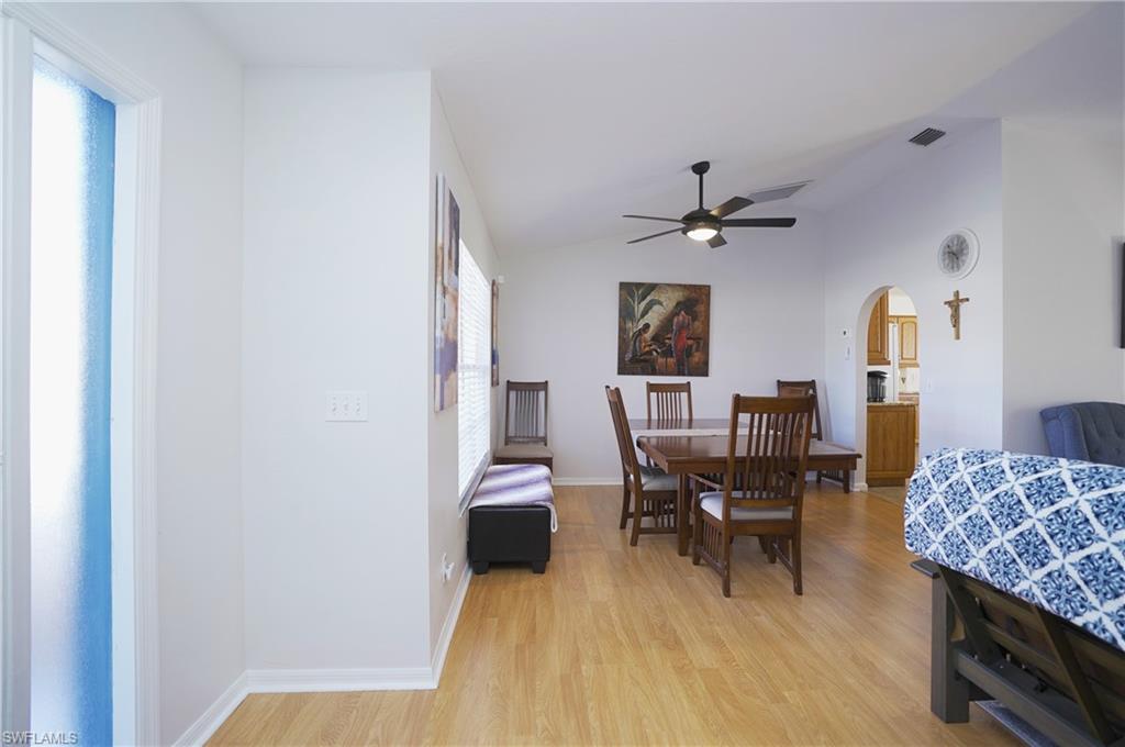 COUNTRY OAKS - Residential