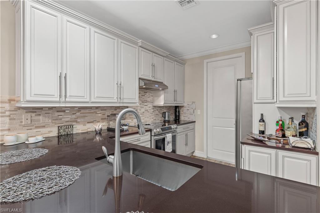 PORTOFINO SPRINGS - Residential