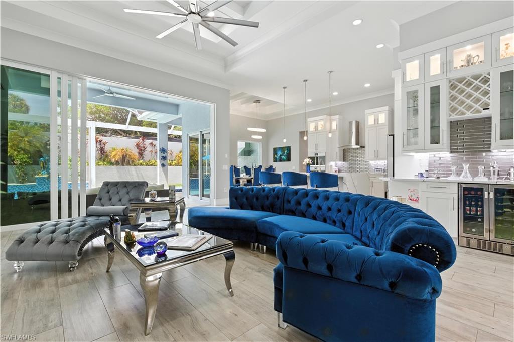 ESTATES - Residential