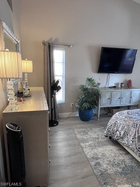 CAPSTAN II CONDO - Residential