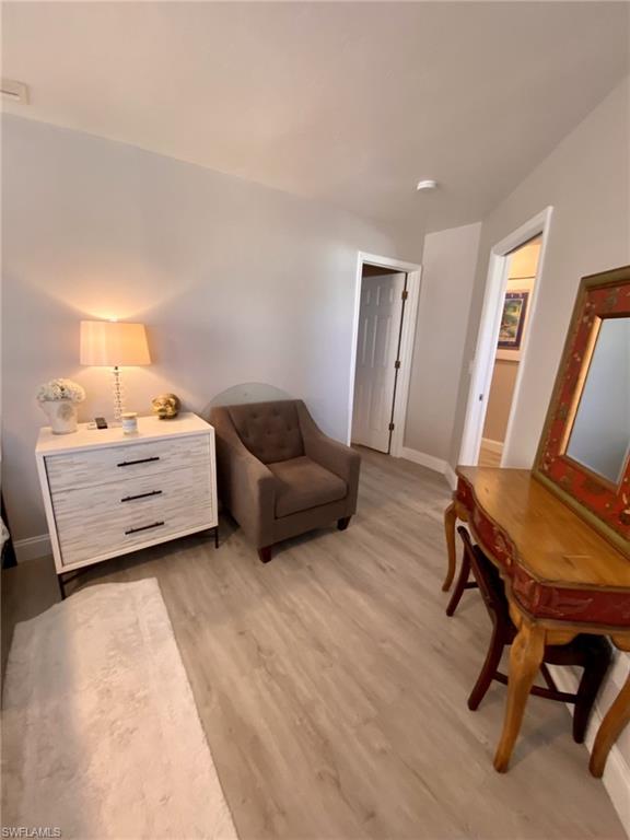 CAPSTAN II CONDO - Residential