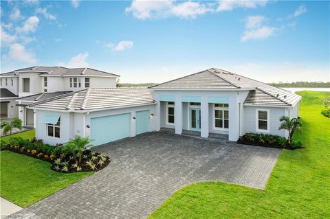 8766 Driftwood DR NAPLES FL 34114