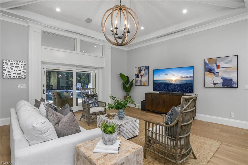 OAKMONT - Residential