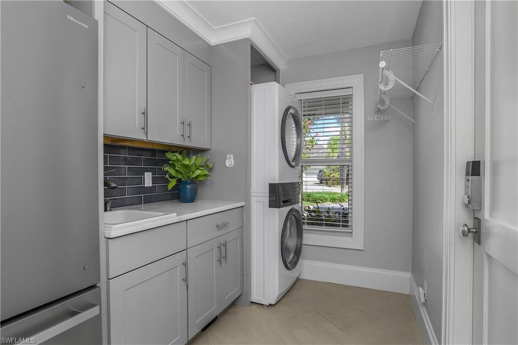 OAKMONT - Residential