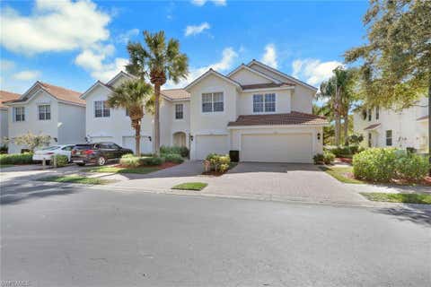 Photo of 1180 Oxford LN, NAPLES, FL 34105 (MLS # 225084945)