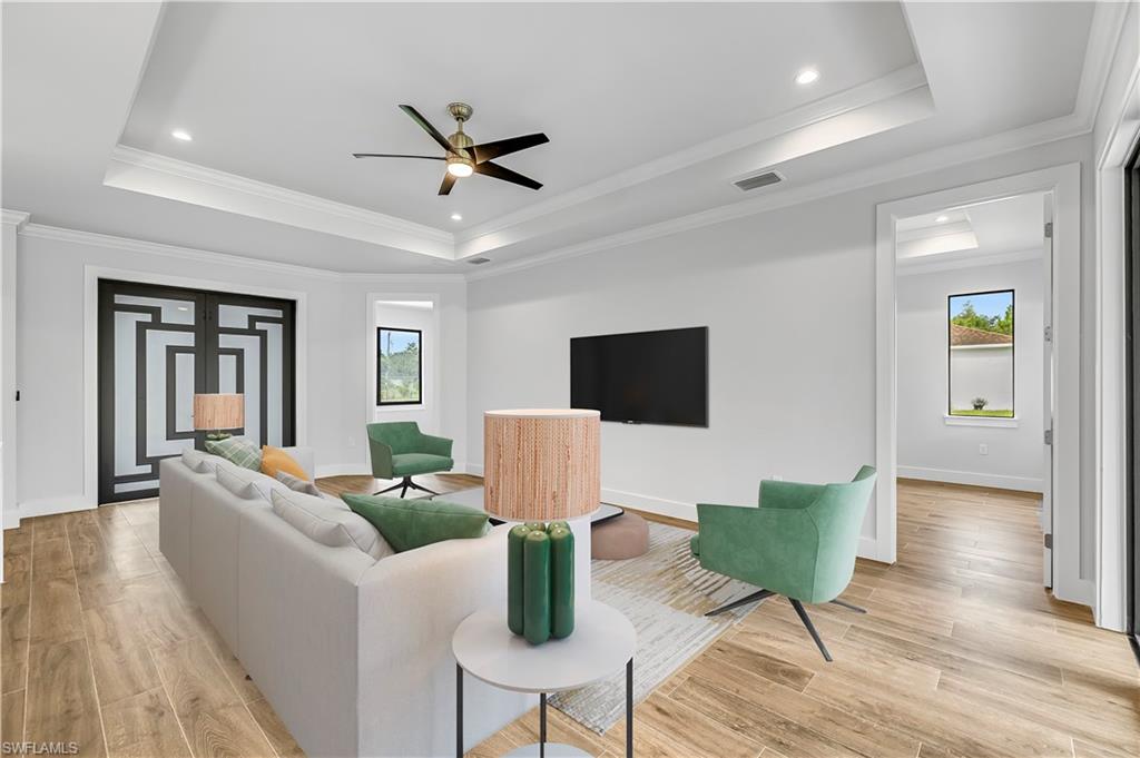 GOLDEN GATE ESTATES - Residential