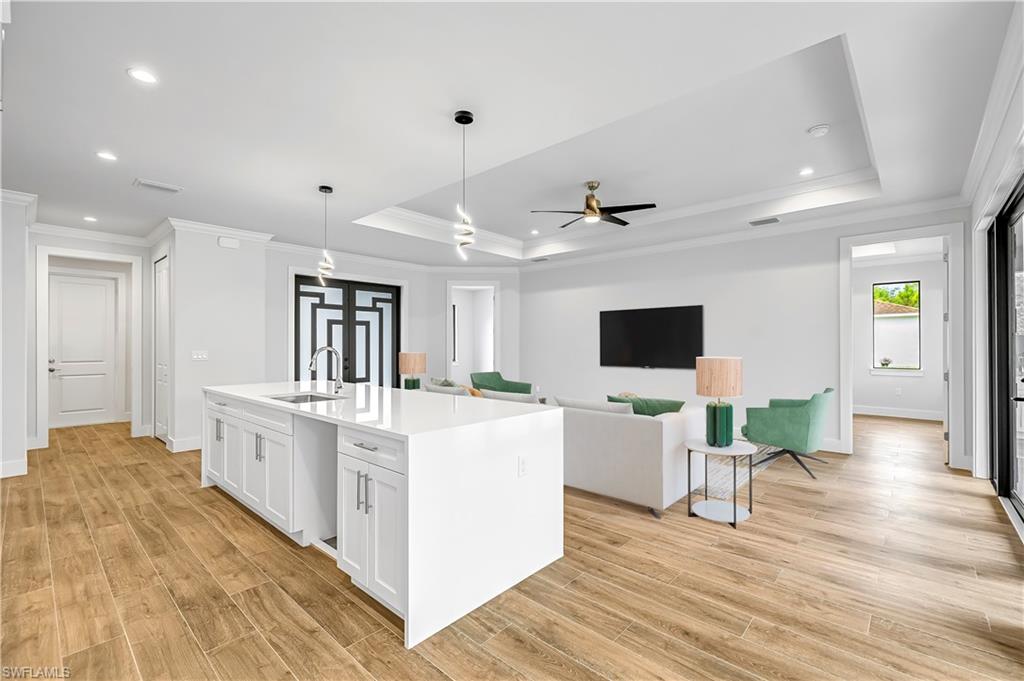 GOLDEN GATE ESTATES - Residential