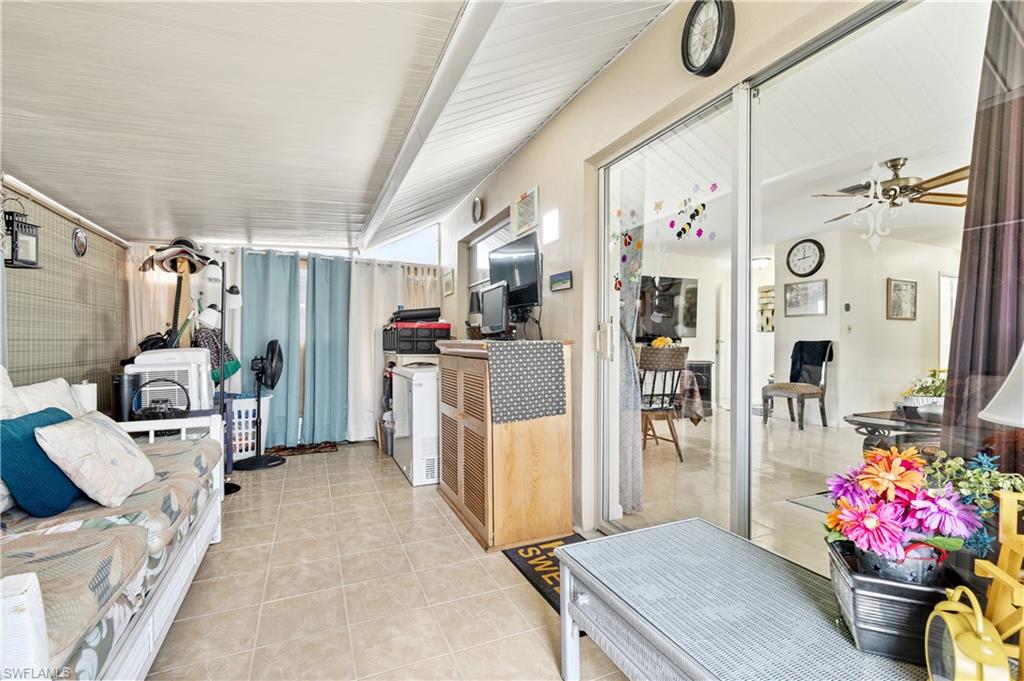 GOLFWOOD CONDO - Residential