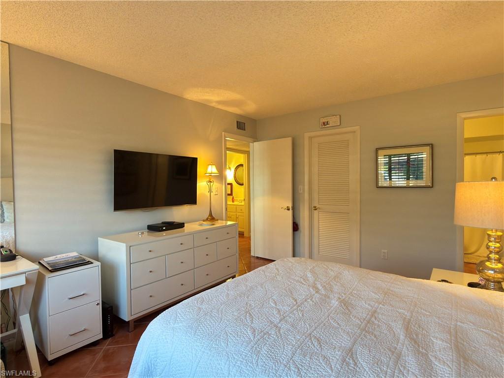 EL RIO GARDEN CONDO - Residential