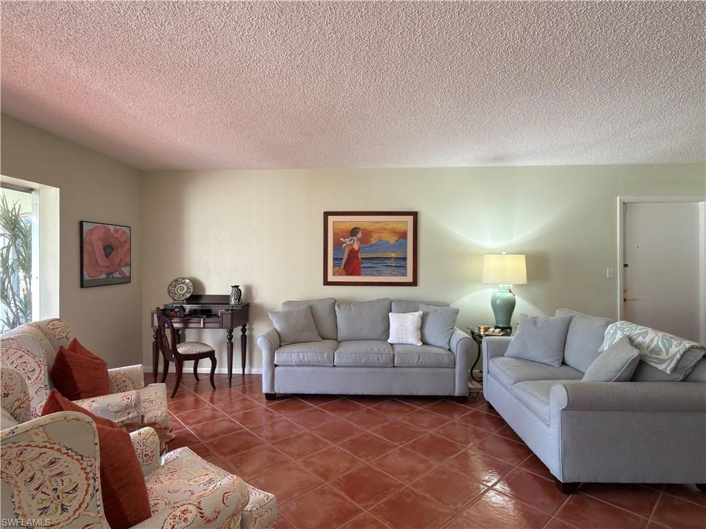 EL RIO GARDEN CONDO - Residential