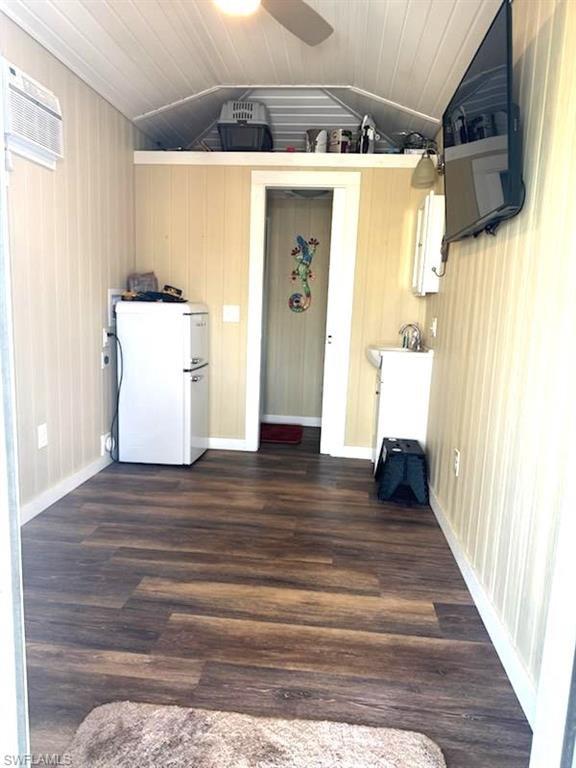 CYPRESS TRAIL RV RESORT - Land