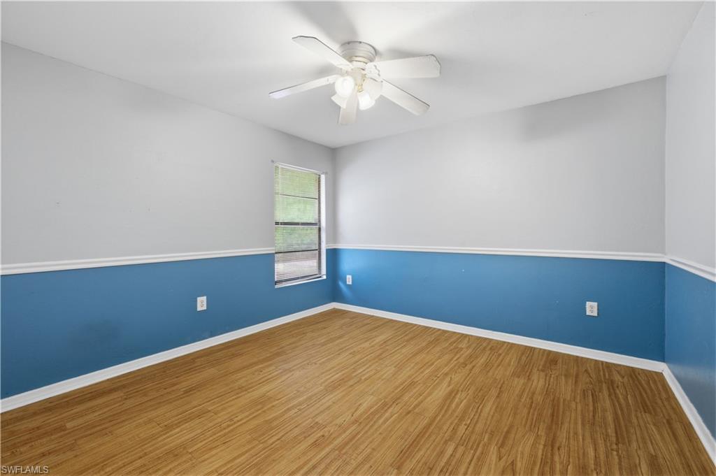 OAKES ESTATES - Land