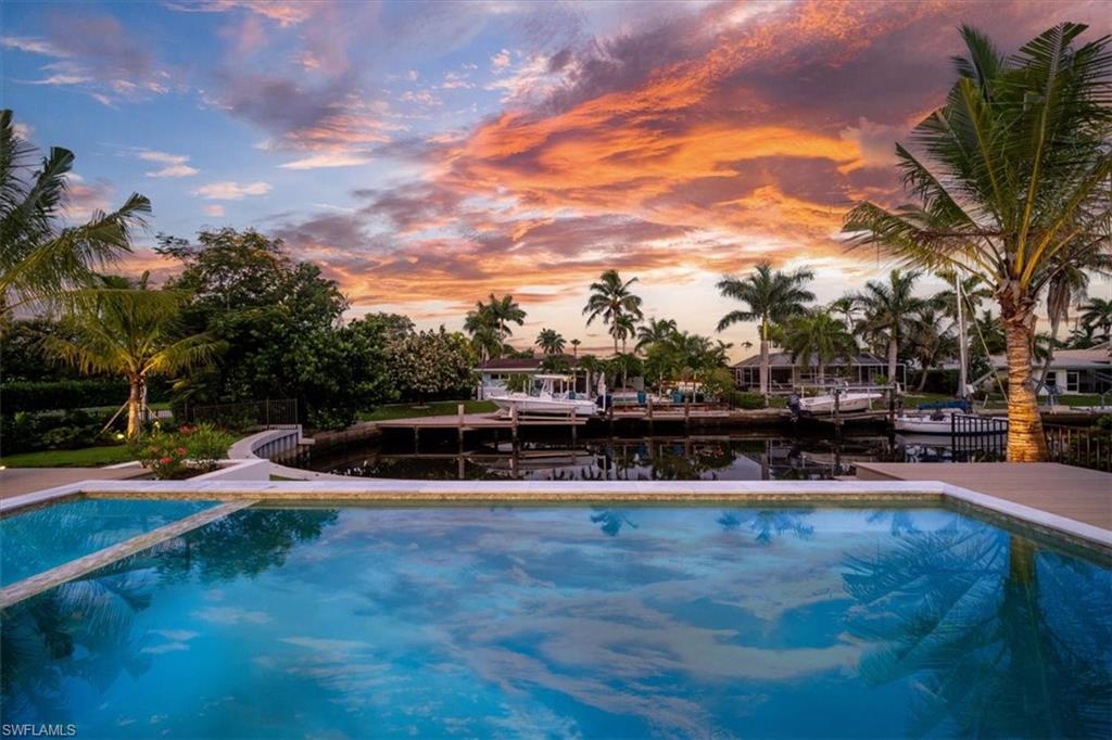 ROYAL HARBOR - Residential