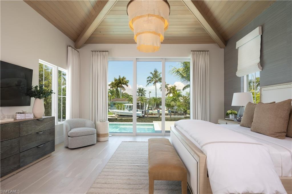 ROYAL HARBOR - Residential