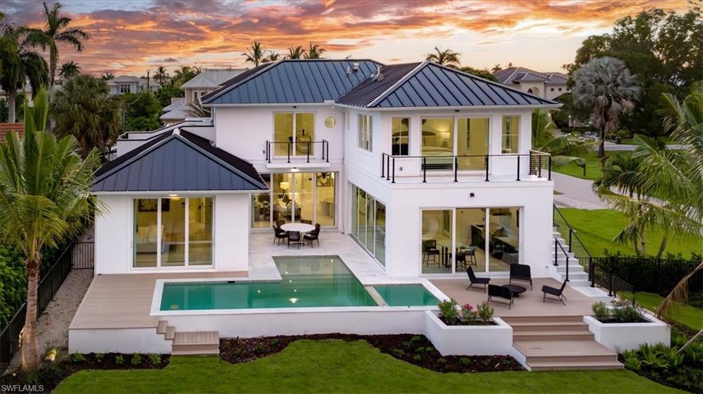 ROYAL HARBOR - Residential