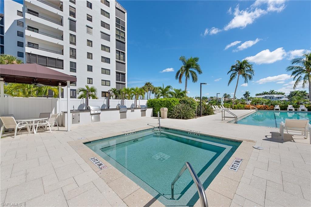 ADMIRALTY POINT - Residential