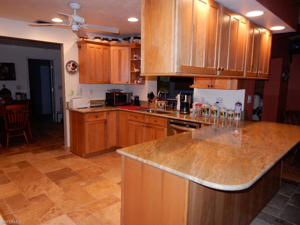 DAUGHTREYS CREEK - Residential