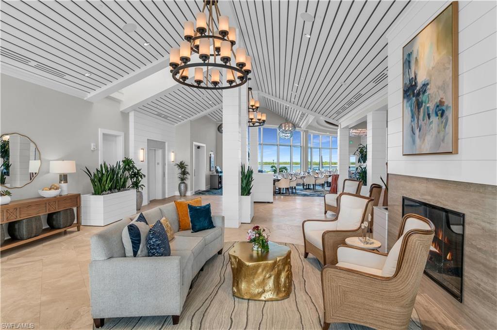 HIDEAWAY BEACH - Land