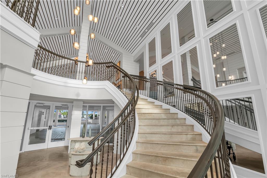 HIDEAWAY BEACH - Land