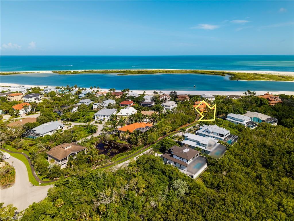 HIDEAWAY BEACH - Land