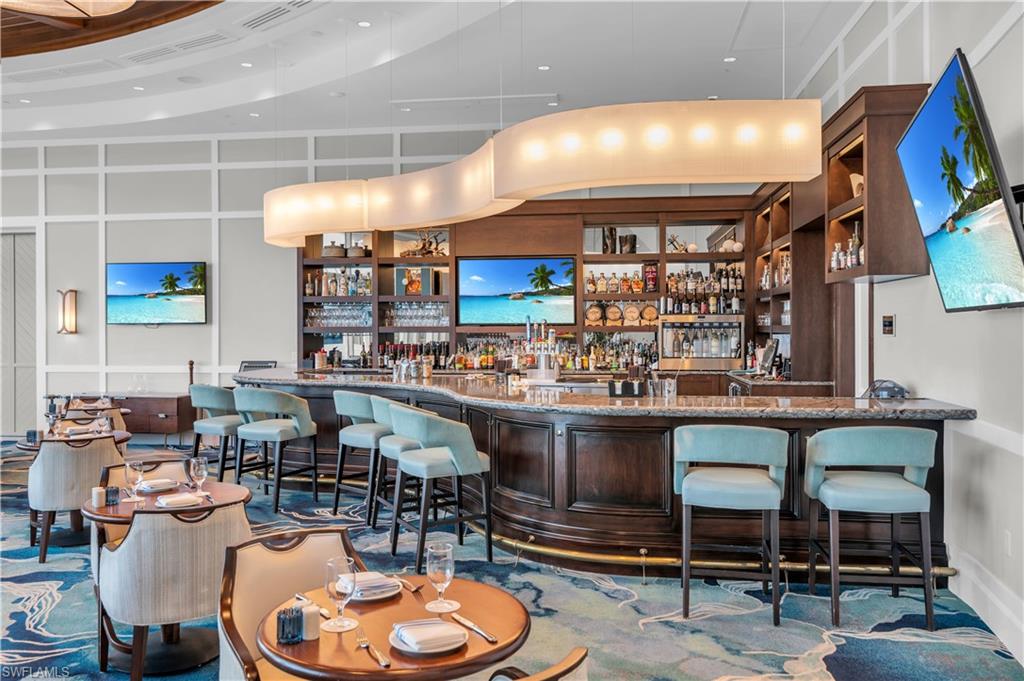 HIDEAWAY BEACH - Land